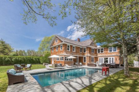 Paul Bernon's girlfriend Bethenny Frankel sold her home in Bridgehampton, N.Y., for $2.28 million.